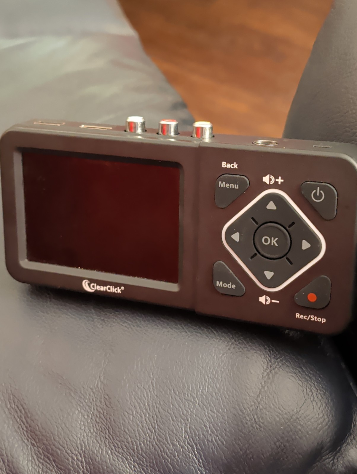 ClearClick Video2Digital Converter 2.0, cables, power adapter