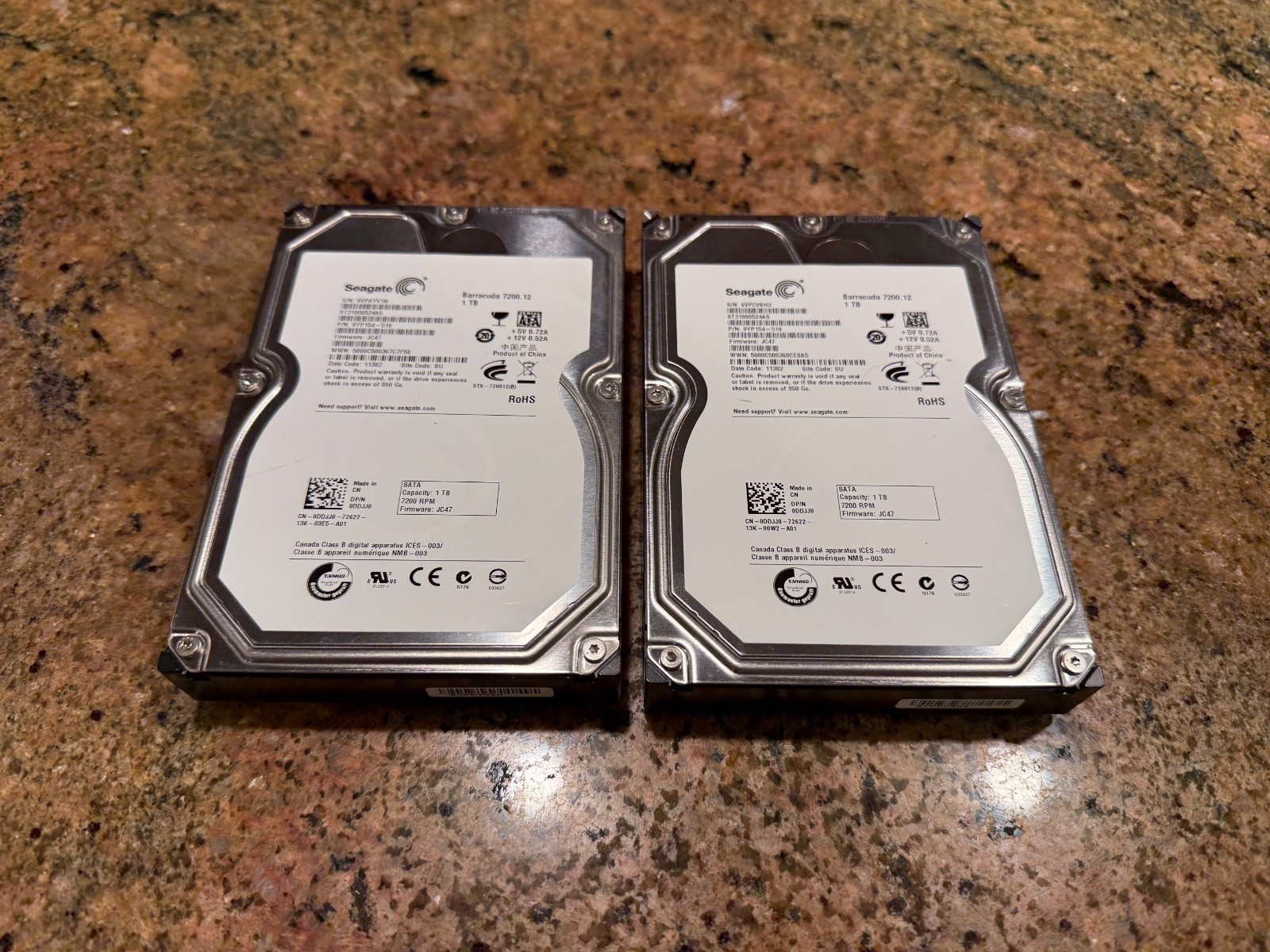 QTY=2 Seagate Barracuda 7200.12 1TB 3.5in SATA 7200RPM 32MB ST31000524AS