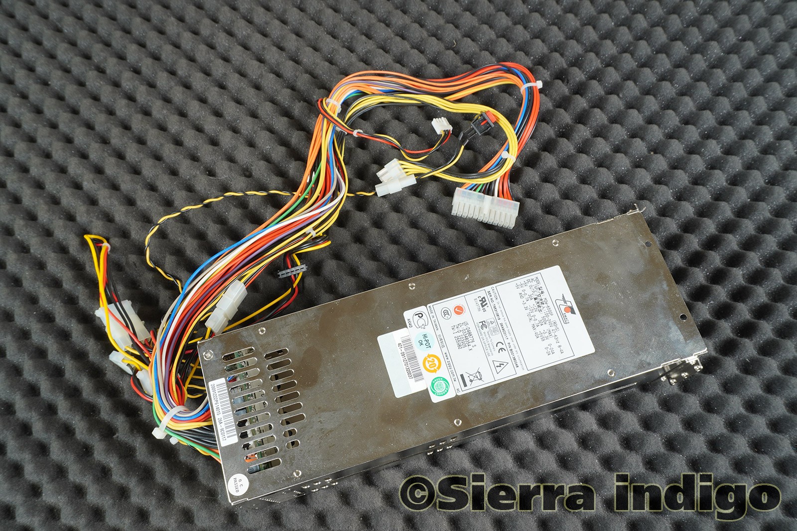 M2W-6500P Zippy Emacs Cage for Power Supplies