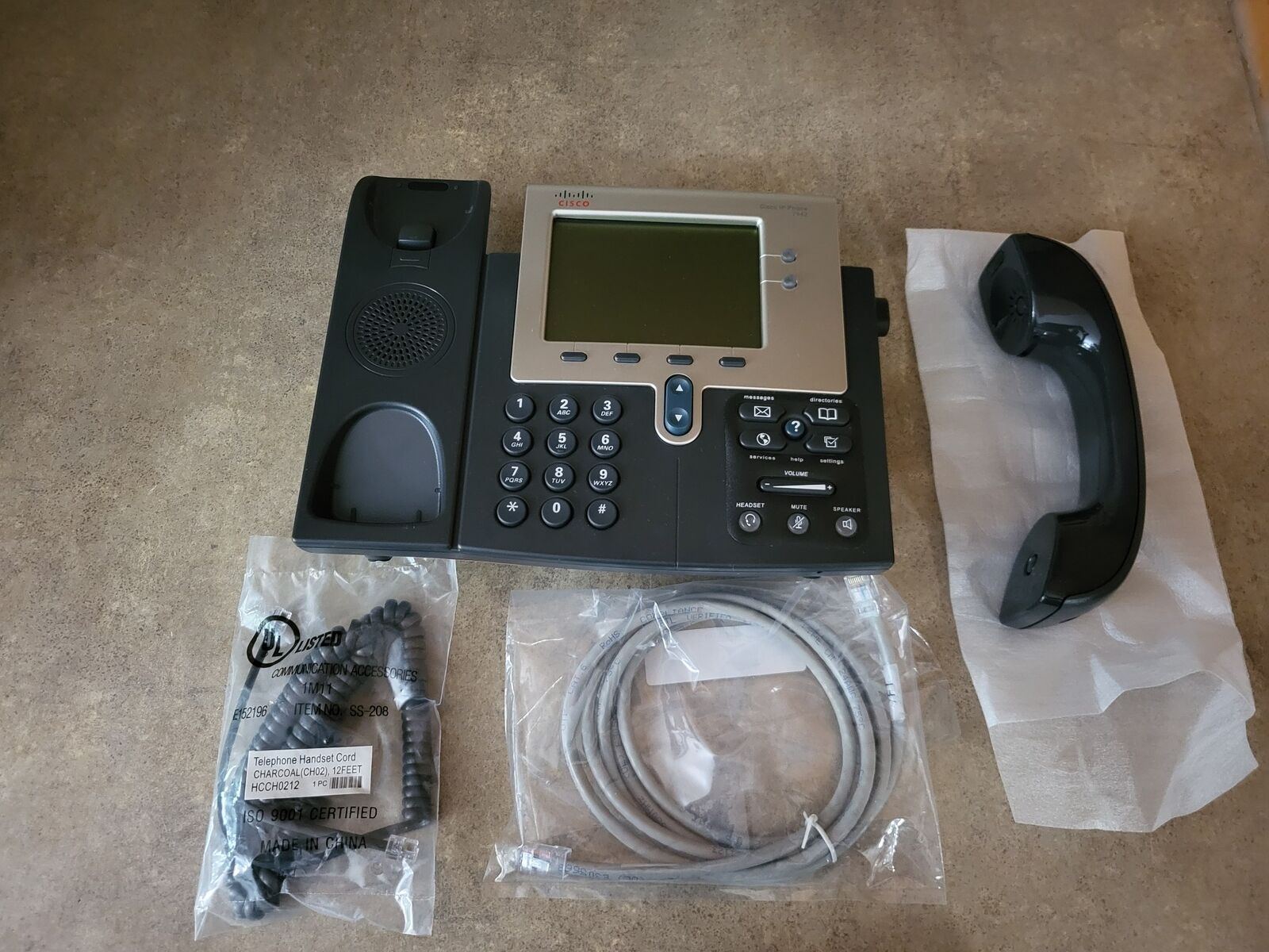 Cisco CP-7942G Unified IP VoIP Business Office Phone with Base and Handset FT-40