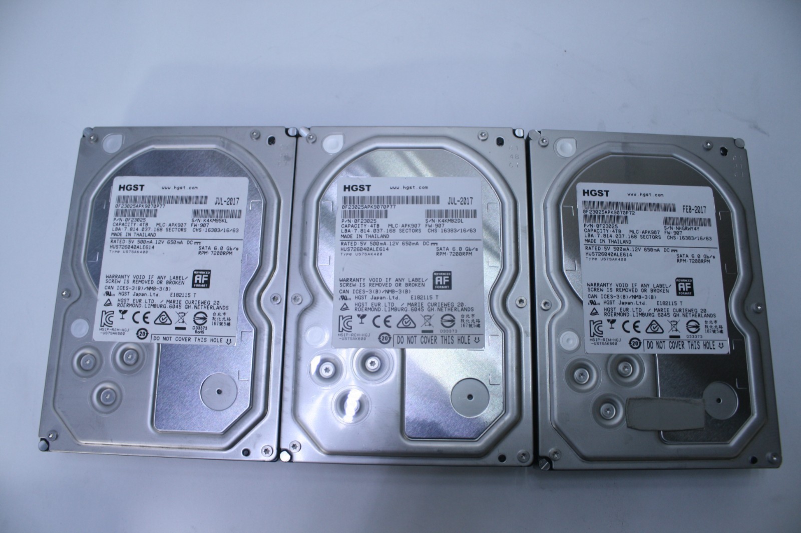 LOT OF 3 HGST HUS726040ALE614 4TB PN:0F23025 7200 RPM SATAIII        (T7-B2)