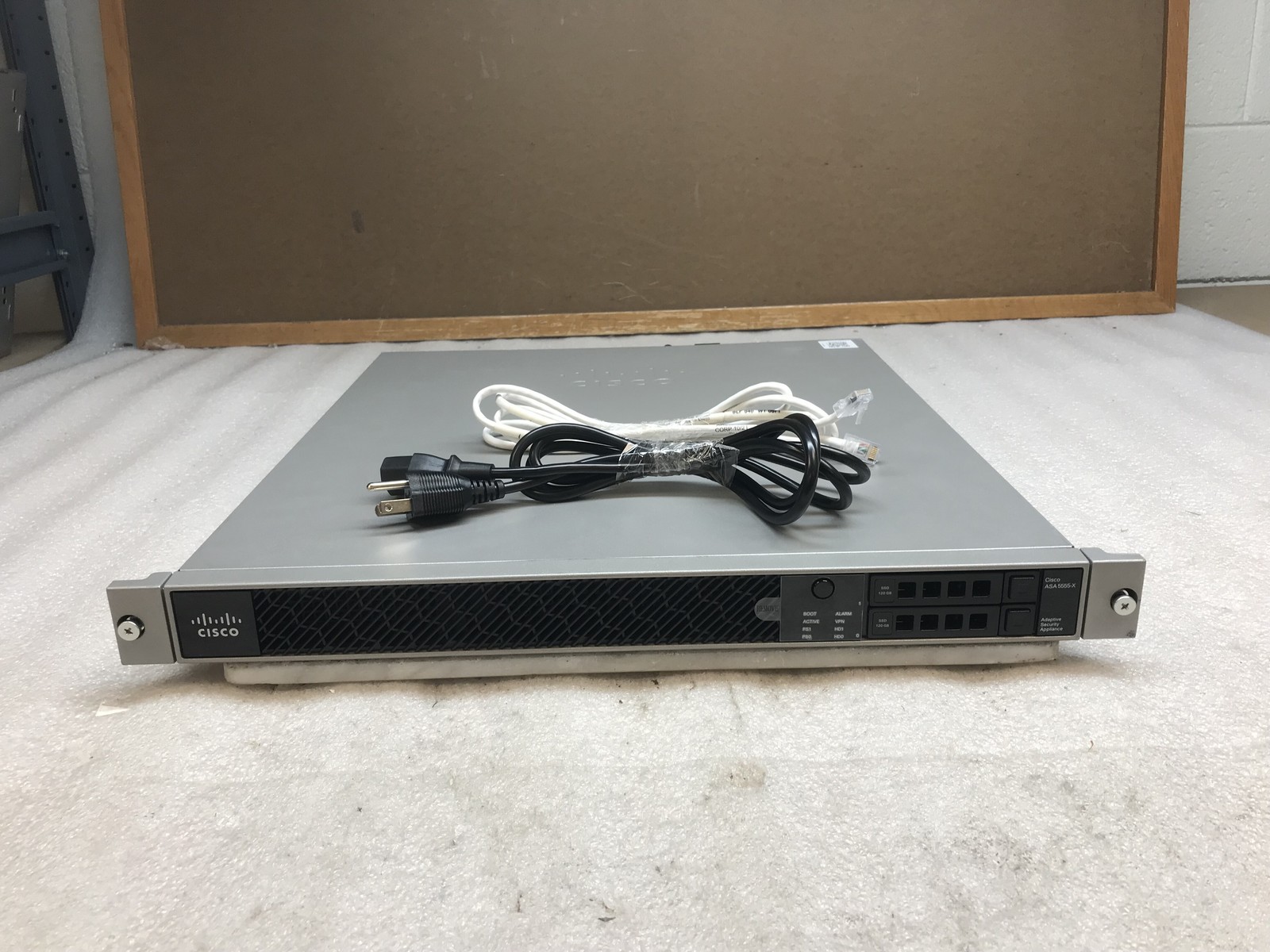 Cisco ASA5555-X Adaptive Security Appliance VPN Premium - Tested / Factory Reset
