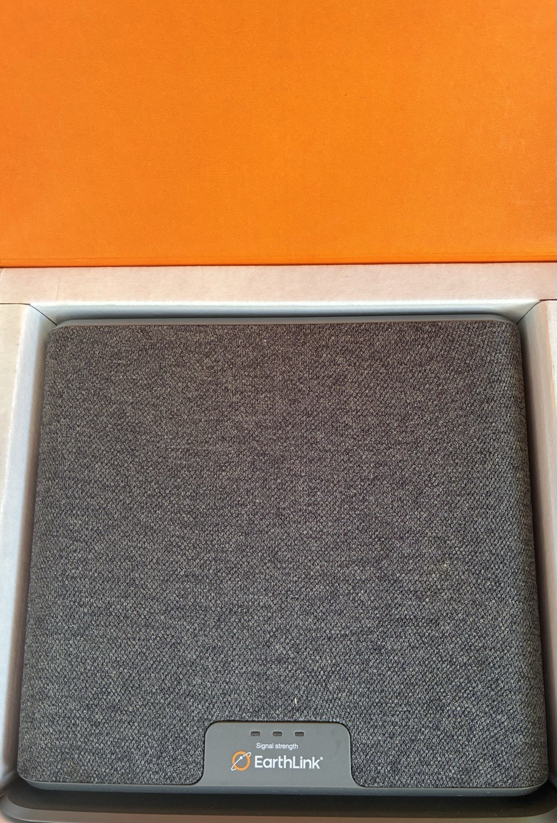 EarthLink Wireless Router Gray 4 LAN Ports Ethernet USB Multiple Connectors