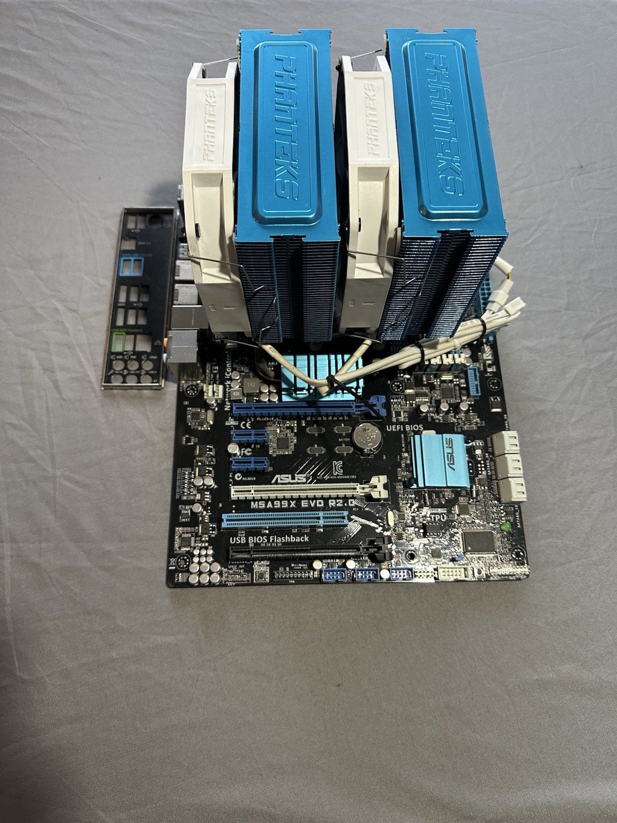 AMD FX-9370 8-Core CPU + ASUS M5A99X EVO R2.0 AM3+ Motherboard + Phanteks Cooler