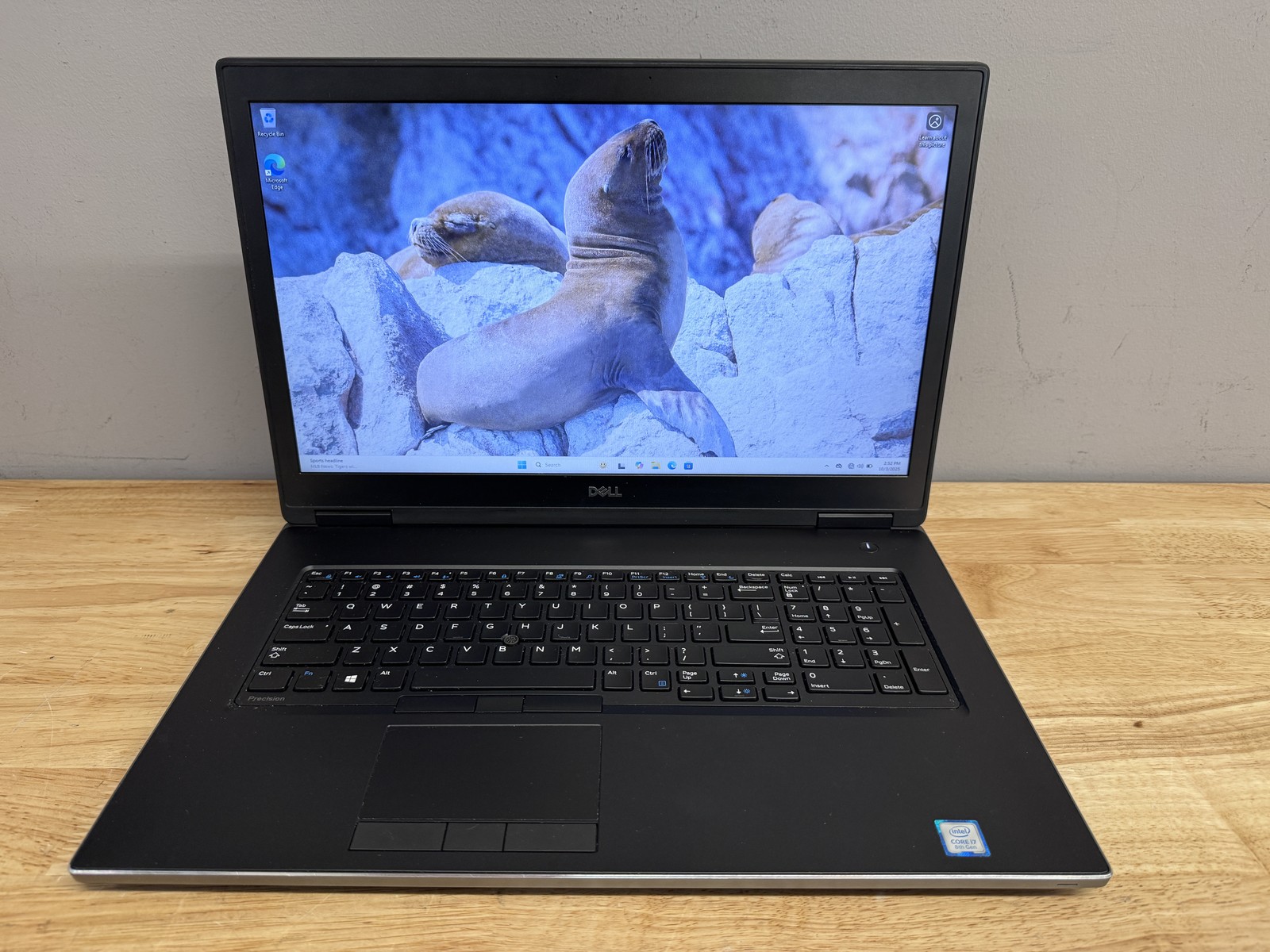 Dell Precision 7730 17.3" Laptop Intel Xeon, 512GB SSD, 32GB RAM, W11