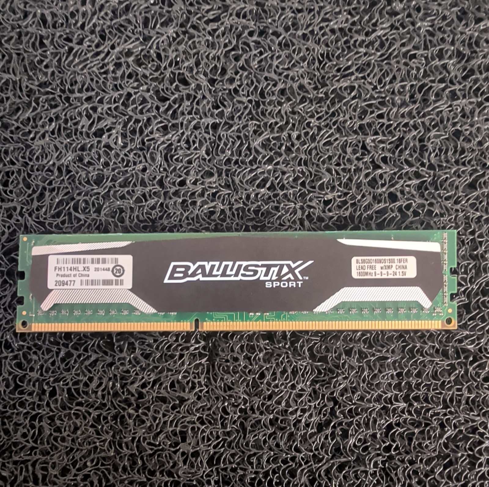 Crucial Ballistix Sport DDR3 DIMM 1600MHz 240-Pin RAM 8GB BLS8G3D1609DS1S00.16F…
