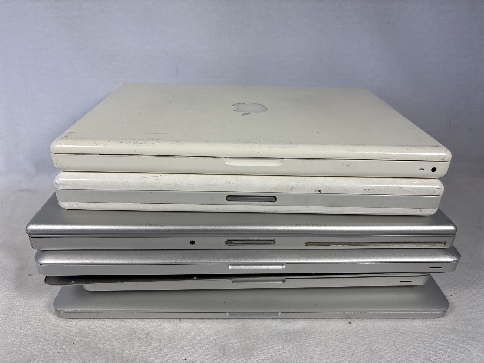 Lot 6X APPLE A1398/A1278/A1055/A1286 MACBOOK + pro Broken, Locked, FOR PARTS