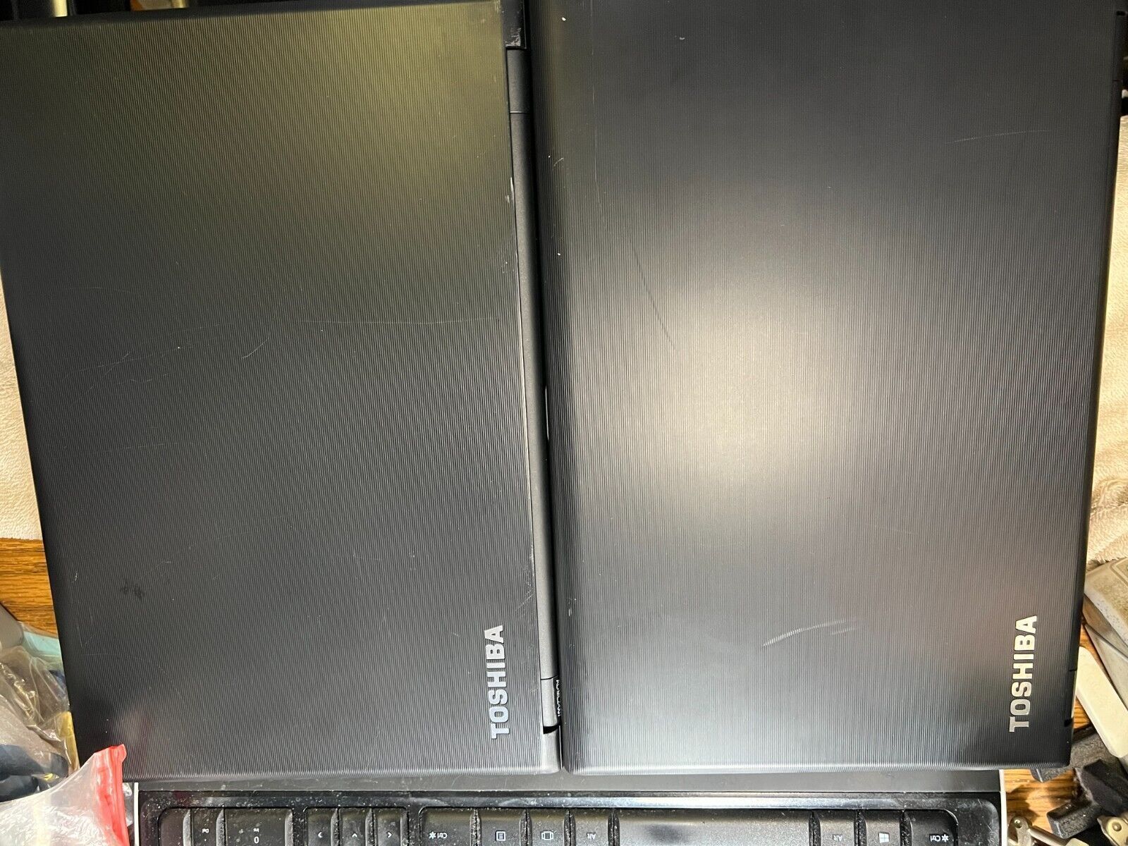 Laptop Toshiba - Intel i5 - 500 gig HD - Windows 10 Pro - 4gig Ram - #1
