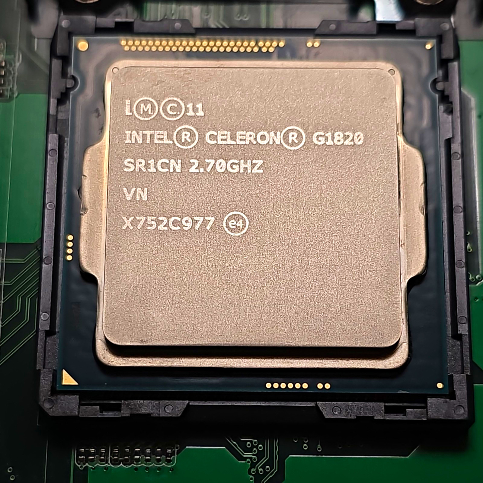 MAKE AN OFFER Intel Celeron G1820 2.70GHz Dual-Core LGA1150 CPU Processor SR1CN