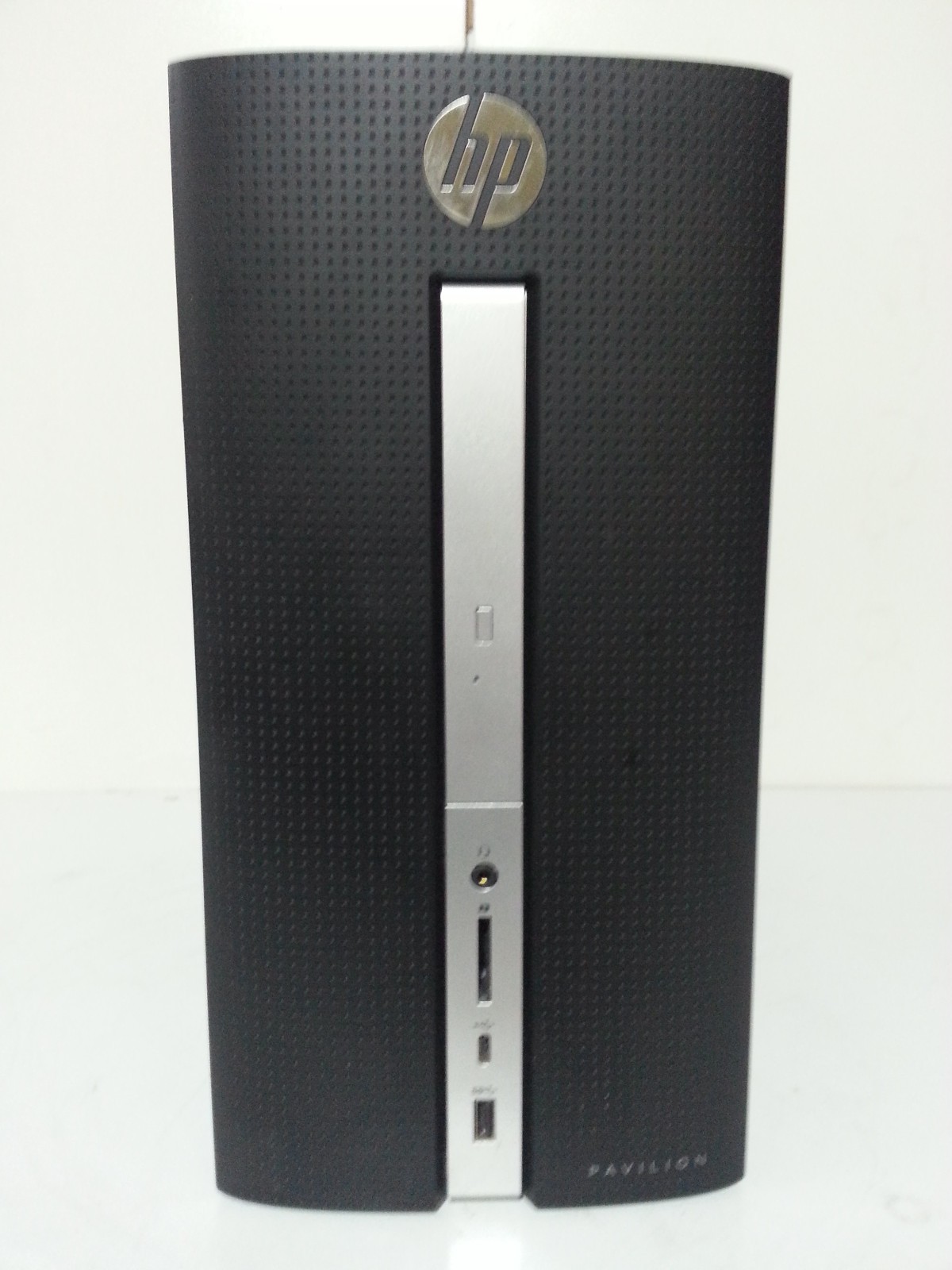 HP Pavilion 570 MT Intel I5 7500,3.4, 8ram, 500SSD, 500SATA, Windows 11 Pro