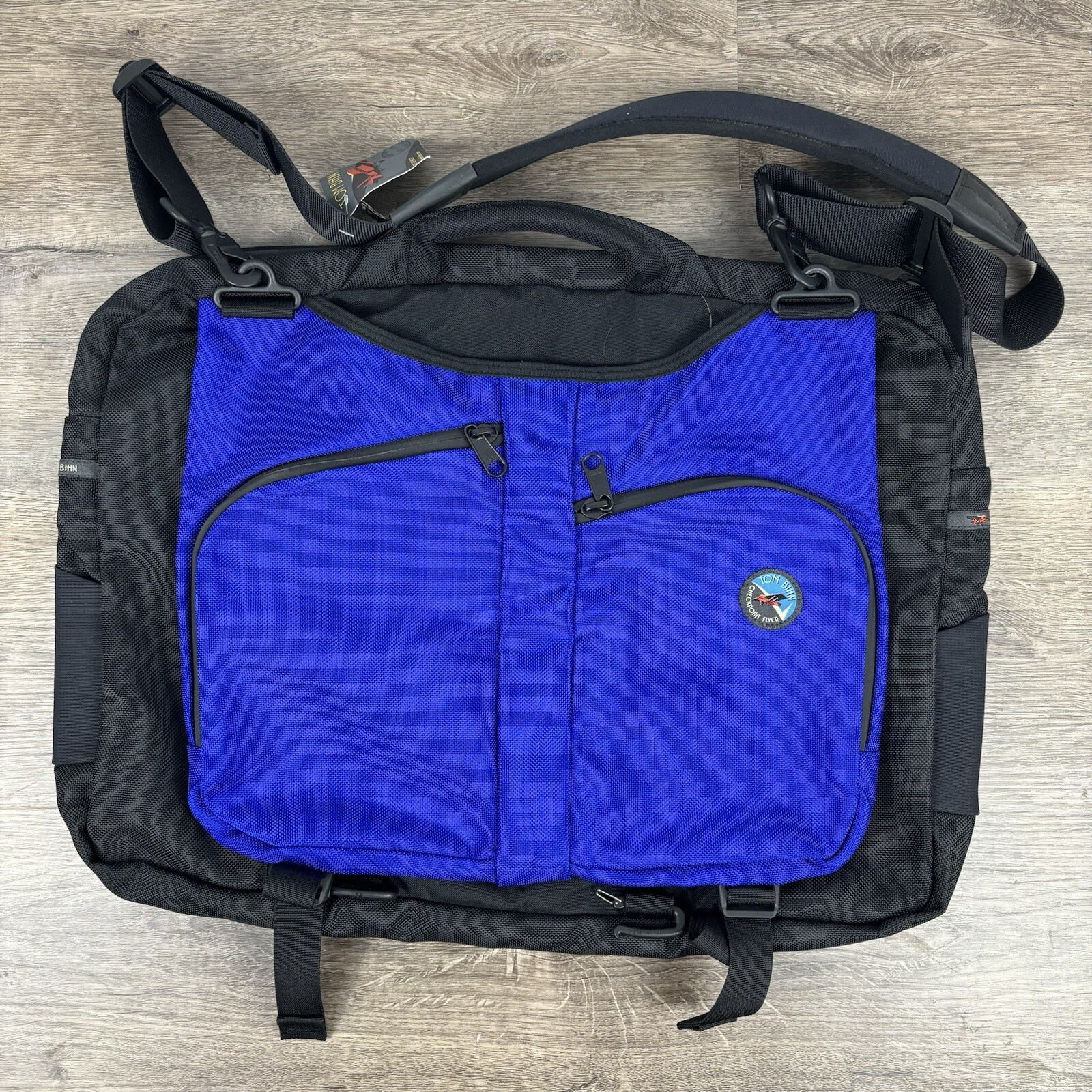 NWT Retired Tom Bihn Checkpoint Flyer Travel Laptop Messenger Bag Shoulder Strap