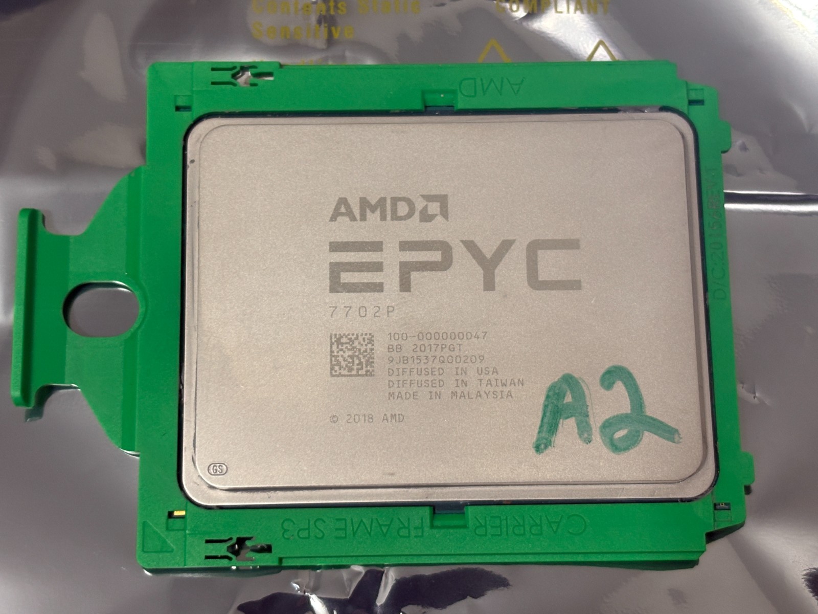 (Dell Locked) AMD EPYC 7702P 2.0GHz 64 Core 256MB 200W SP3 CPU 100-100000047