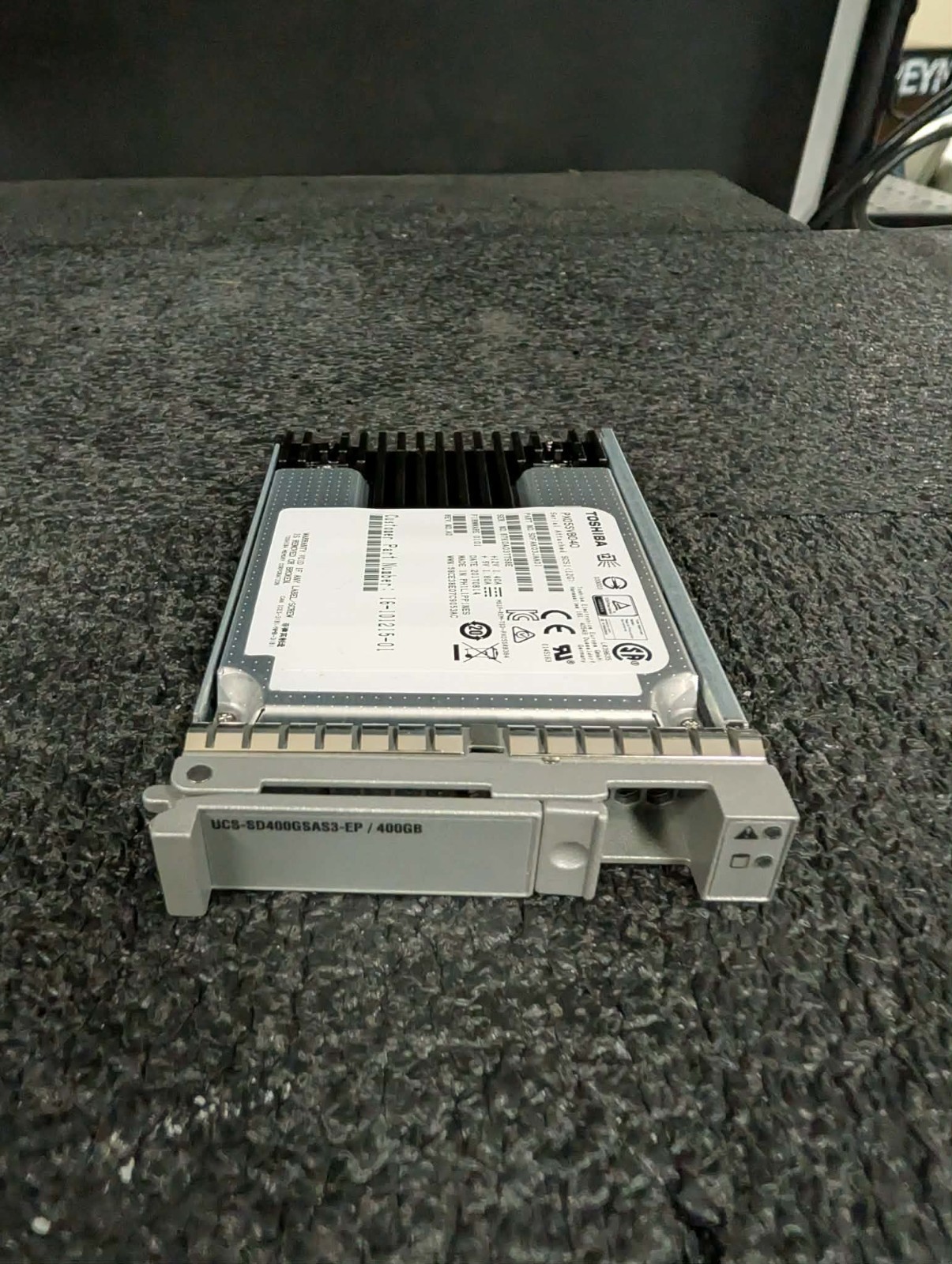 Cisco UCS-SD400GSAS3-EP PX05SVB040 400GB 12Gbps 3 DWPD SFF SAS 2.5" SSD