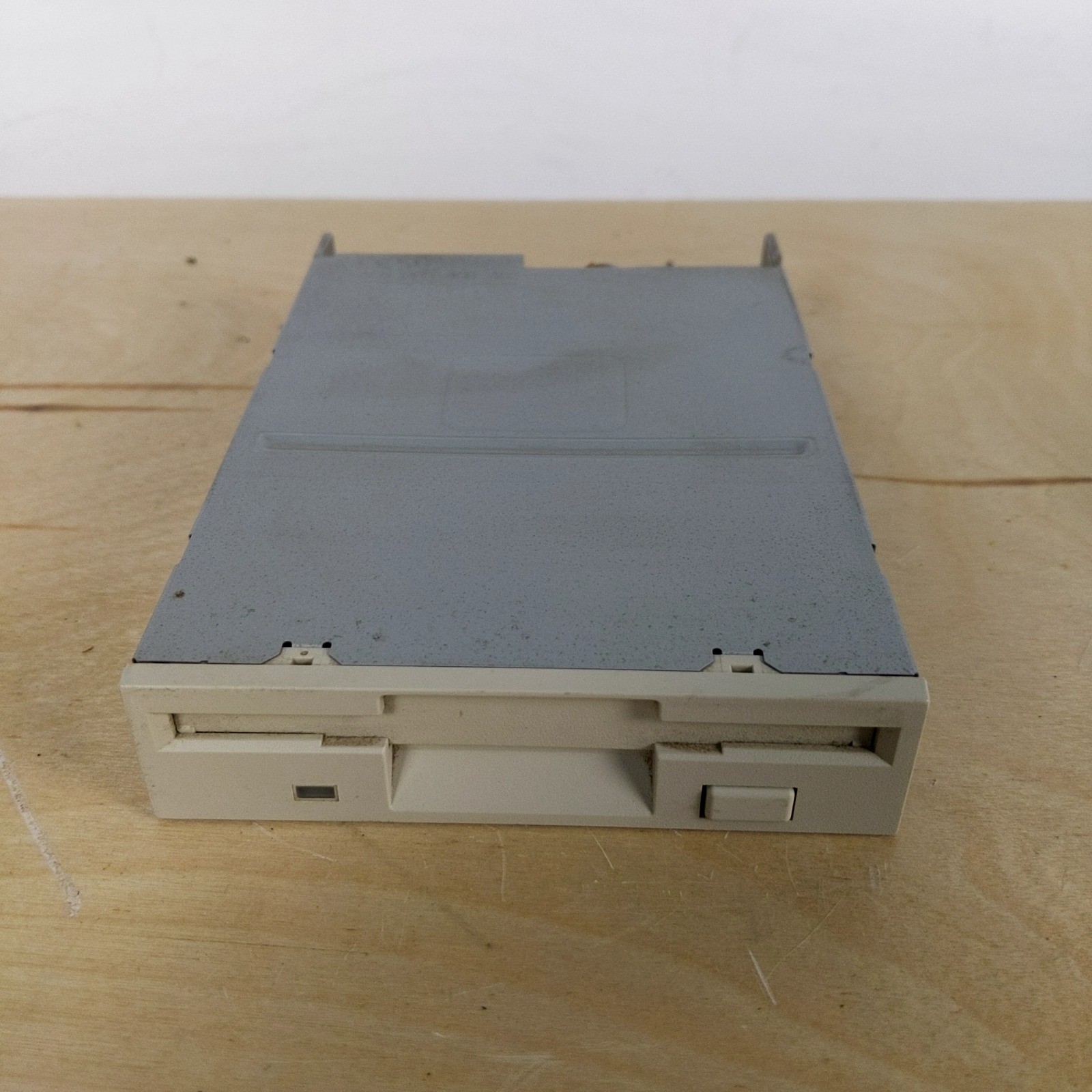Teac FD-235HF 3.5" 1.44MB Floppy Disk Drive Tested Working