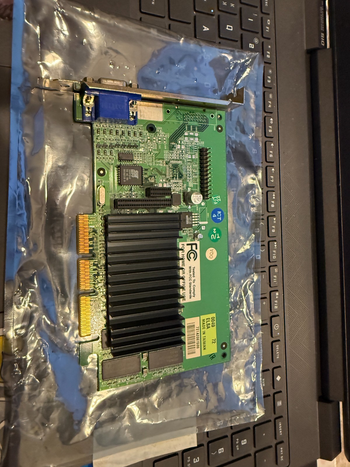 ELSA ELSA-GEM32T AGP 32MB ATX GLADIAC MX VIDEO GRAPHICS CARD WITH VGA OUTPUT