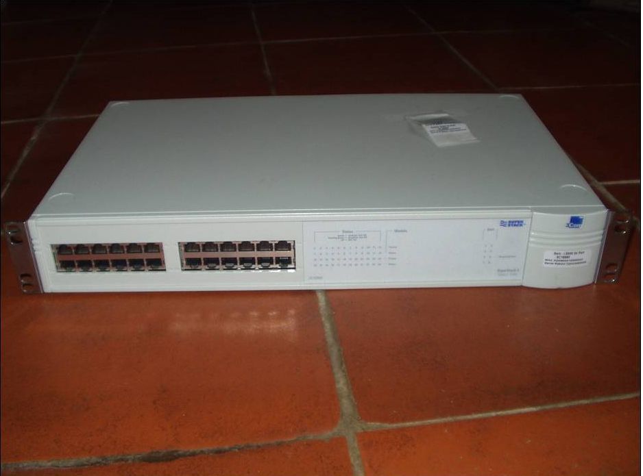3Com 3C16980 Superstack II 24-Port External Switch 3300 + 1x 3C16970 Module