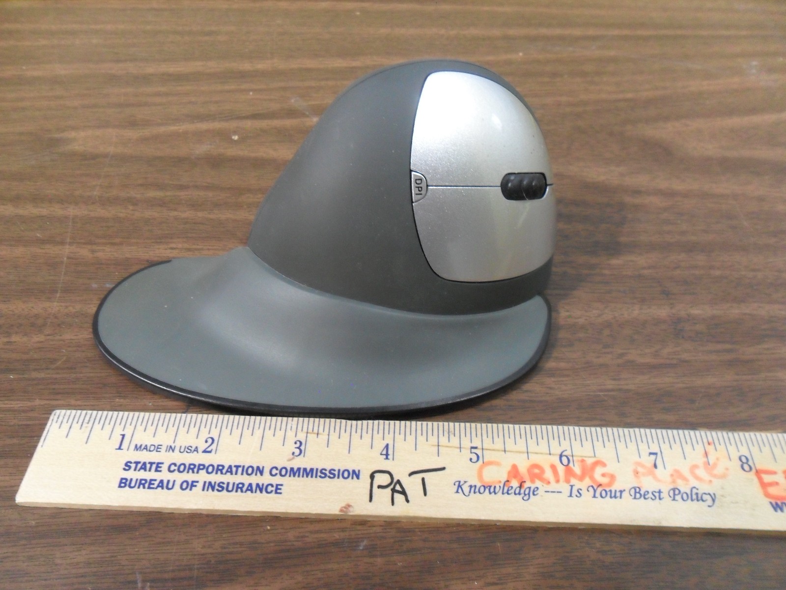 Goldtouch KOV-GSV-RMW Silver/Gray USB Right-Hand Vertical Mouse
