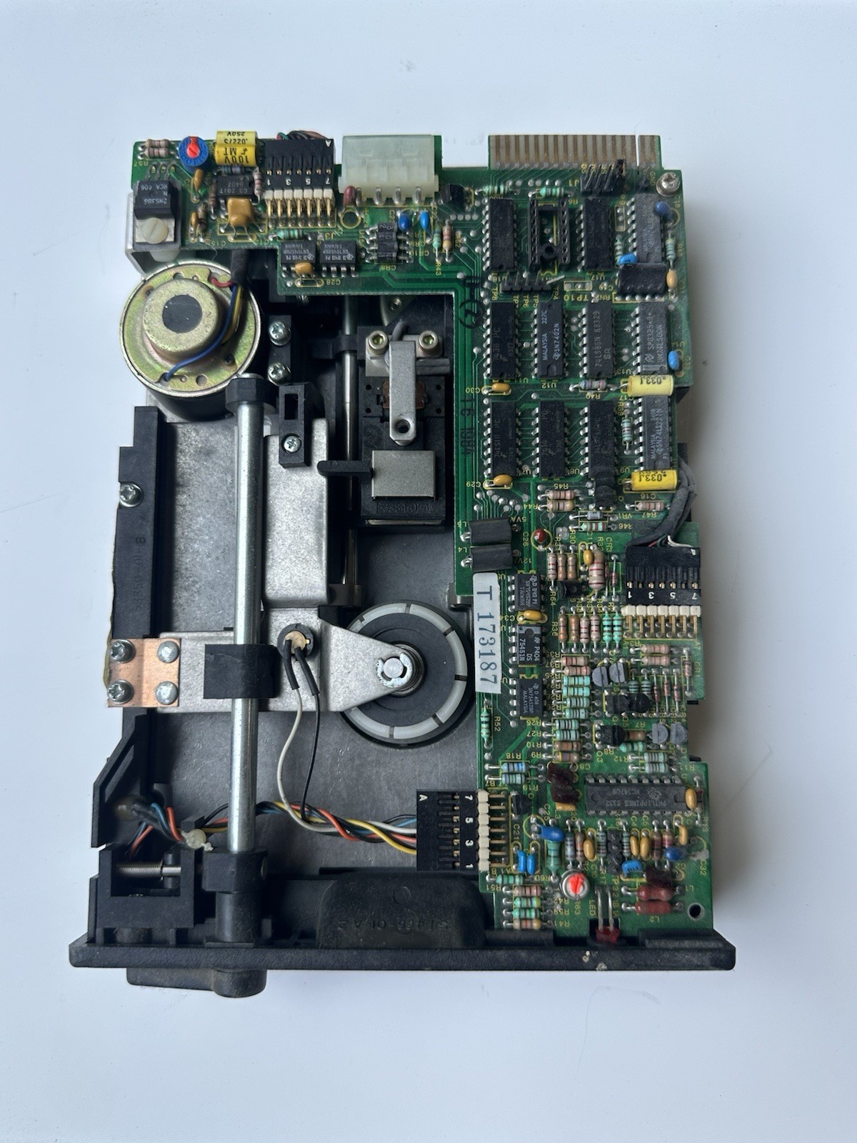 vintage Qume Qumetrak 142, which is a double-sided  floppy disk drive