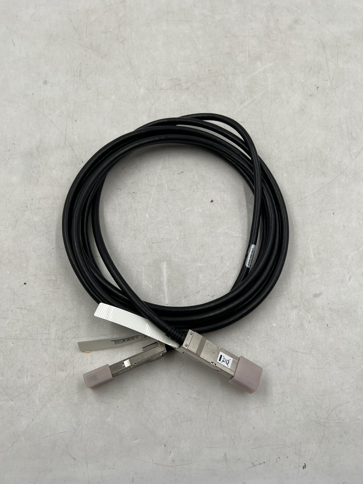 Amphenol Spectra-Strip 10123187-3020LF External SAS Data CAble 