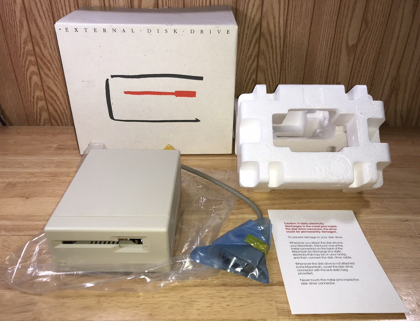 UNUSED 1984 Apple Macintosh 128K BOXED Model M0130 400K Mac Disk Drive NEW RARE