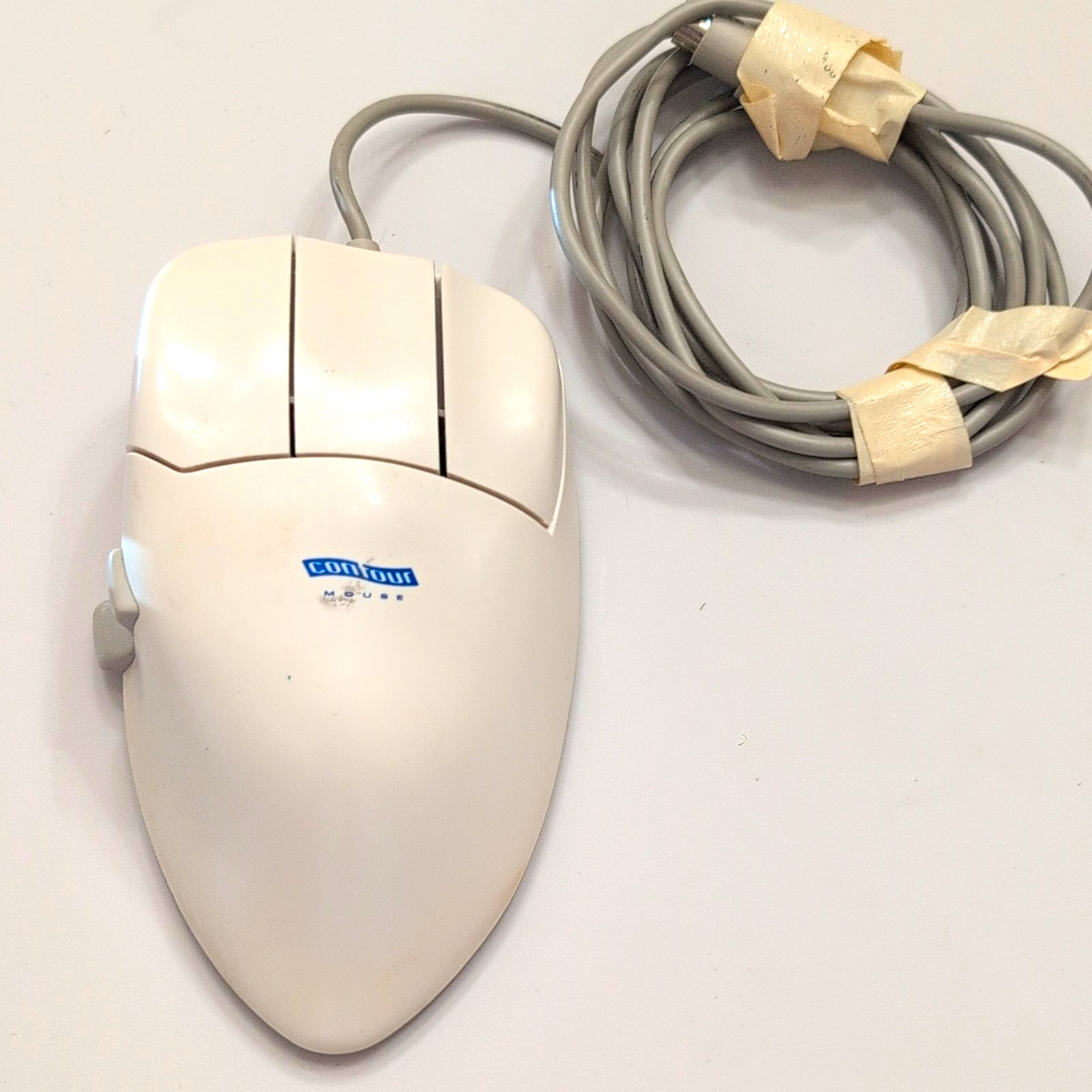 Contour Mouse Large Wired PS/2 Mechanical 3-Button Standard Mouse White