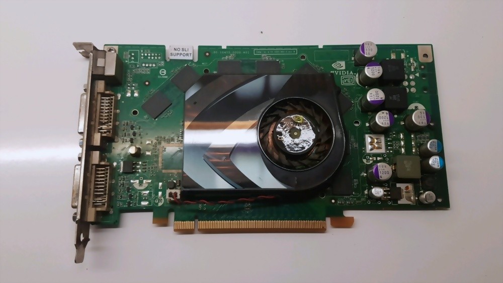 Genuine Fujitsu Quadro FX1500 Graphics Card S26361-D1653 256MB PCIe Retro Excellent