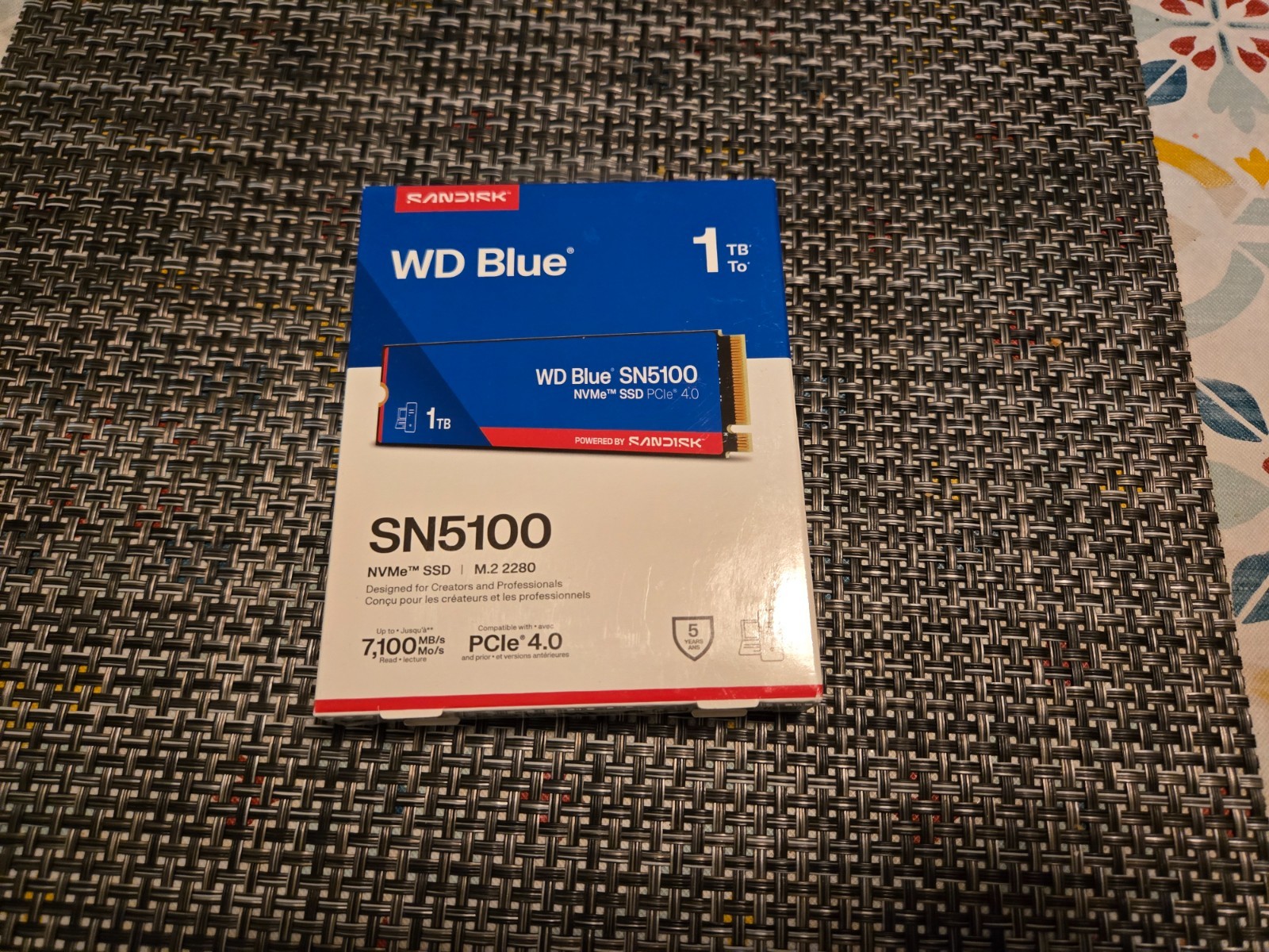 WD Blue SN5100 1TB NVMe M.2 2280 PCIe Gen4 Internal SSD WDS100T5B0E Solid State