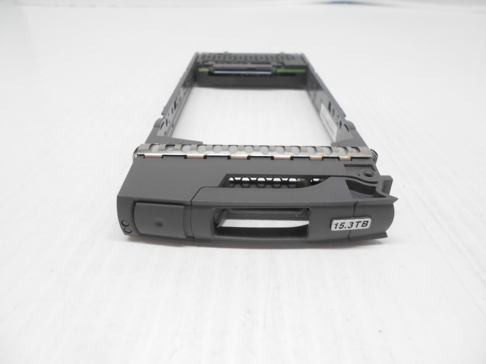 Netapp 15.3TB TRAY CADDY Carrier 2.5'' X670A SSD Solid state 111-00721 15TB