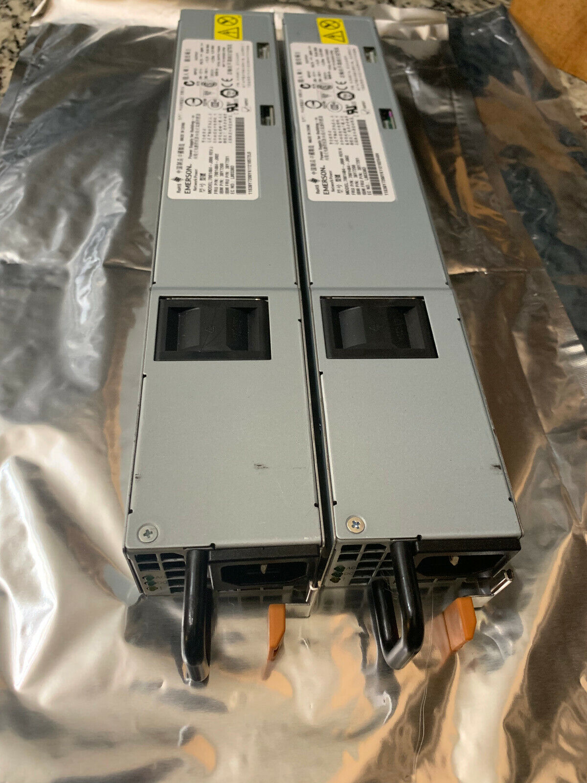 Lot of 2 IBM Emerson 675W Switching Power Supplies 7001484-J000 X3550 M2