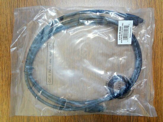 NEW SET OF 2 LYNN ELECTRONICS CAT6-05-BKB RJ45 5’ BOOTED ETHERNET PATCH CABLES