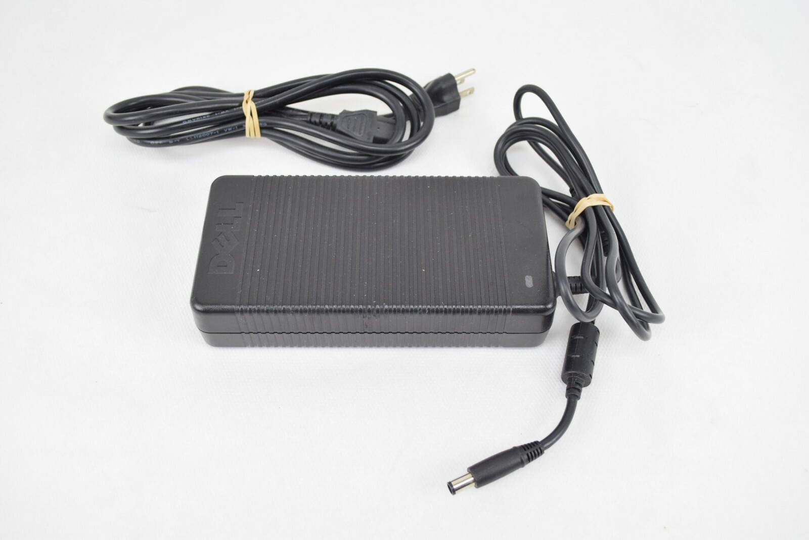 Dell DA210PE1-00 AC Adapter 19.5V 10.8A Power Adapter 