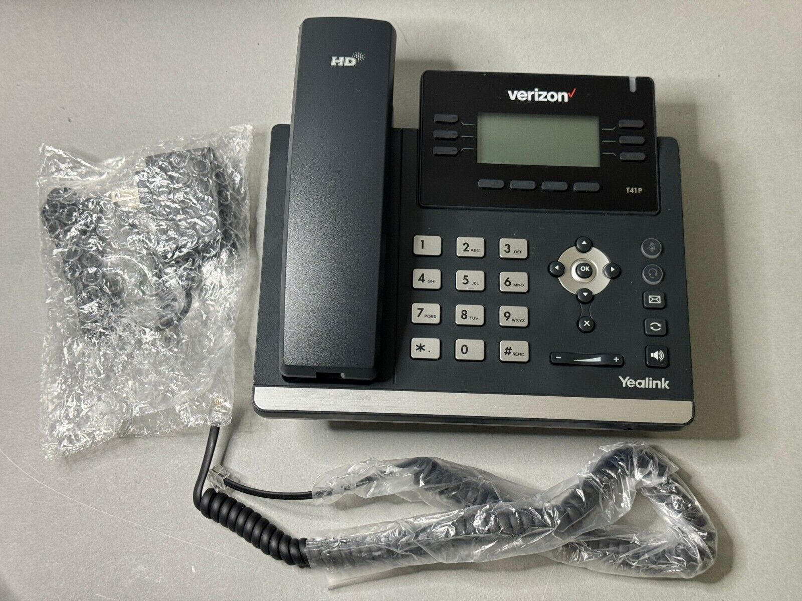 Excellent Yealink SIP-T41P PoE Ultra Elegant VoIP Phone