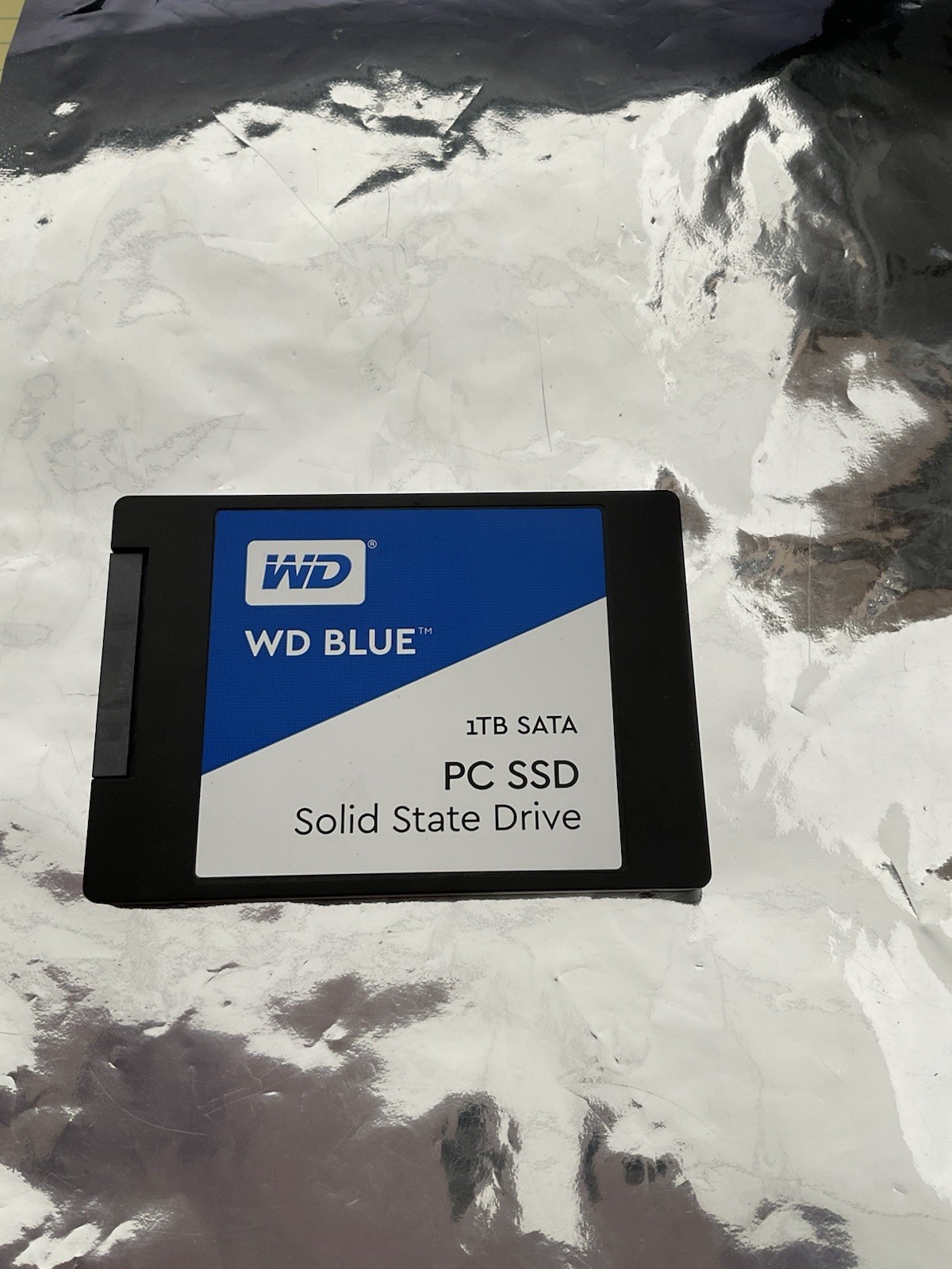Western Digital Blue   1TB 2.5 SATA SSD  PC  SOLID STATE DRIVE WDBNCE0010PNC
