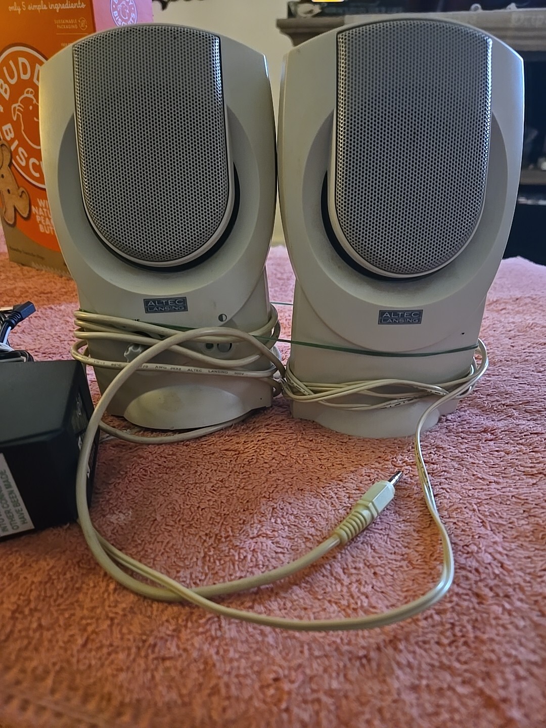 Altec Lansing AVS200 Computer Speaker System & Power Supply