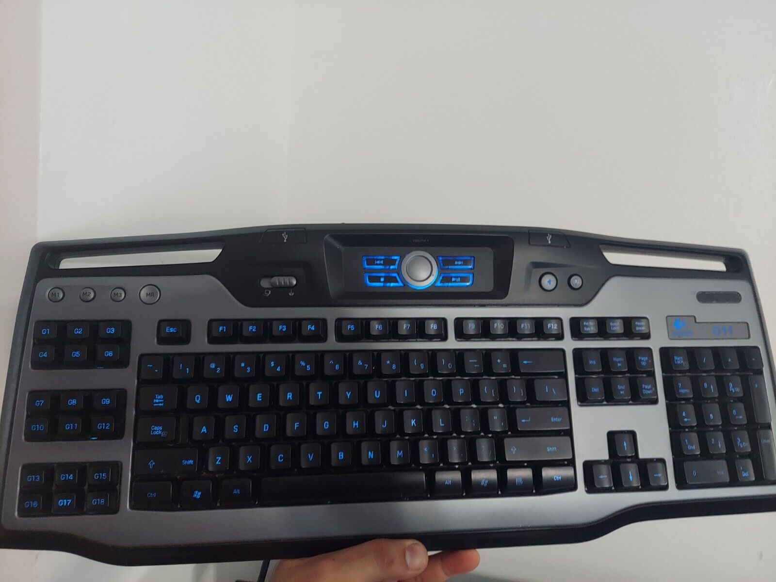 Logitech G11 Wired Gaming USB Keyboard With Manual - Y-UG75A -Tested 