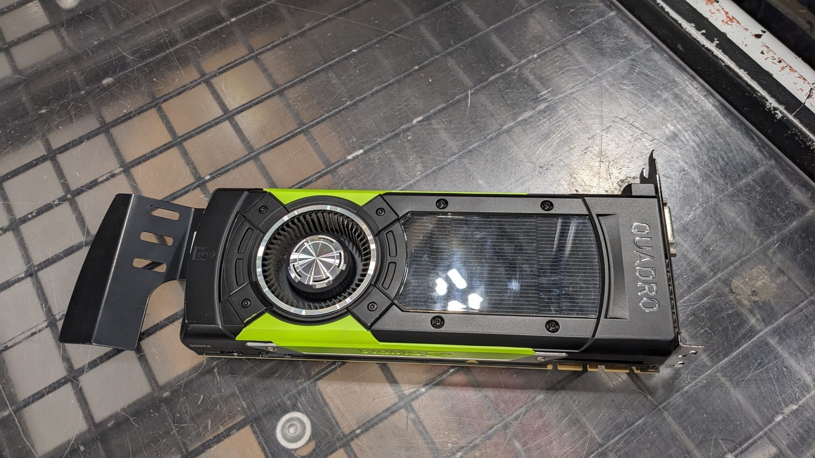 NVIDIA P6000 PCI/E QUADRO P6000 Card