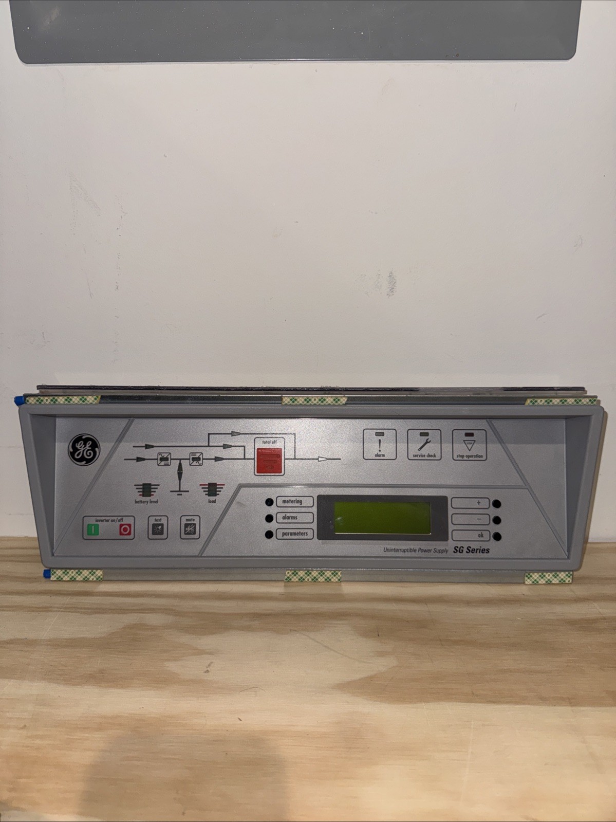 GE Digital Energy SG-CE Series Uninterruptible Power Supply / UPS Control Panel
