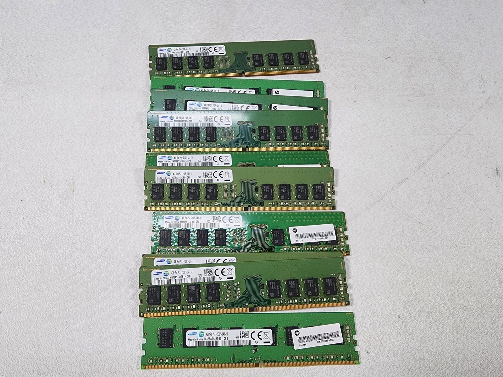 Lot of 10 Samsung 4GB PC4-17000 DDR4-2133MHz non-ECC Unbuffered CL15 288-Pin ...