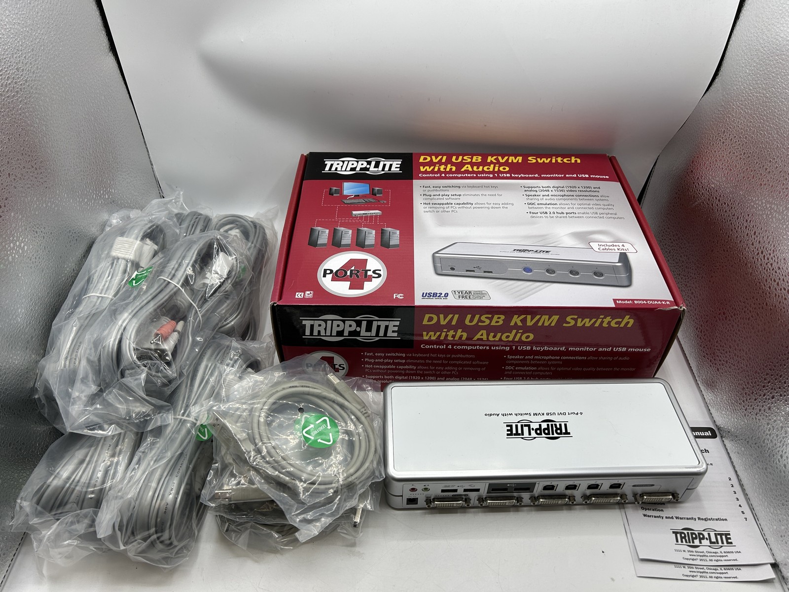 Tripp-Lite 4-Port USB2.0 / DVI USB KVM SEITCH WITH AUDIO B004-DUA4-K-R FREE S/H