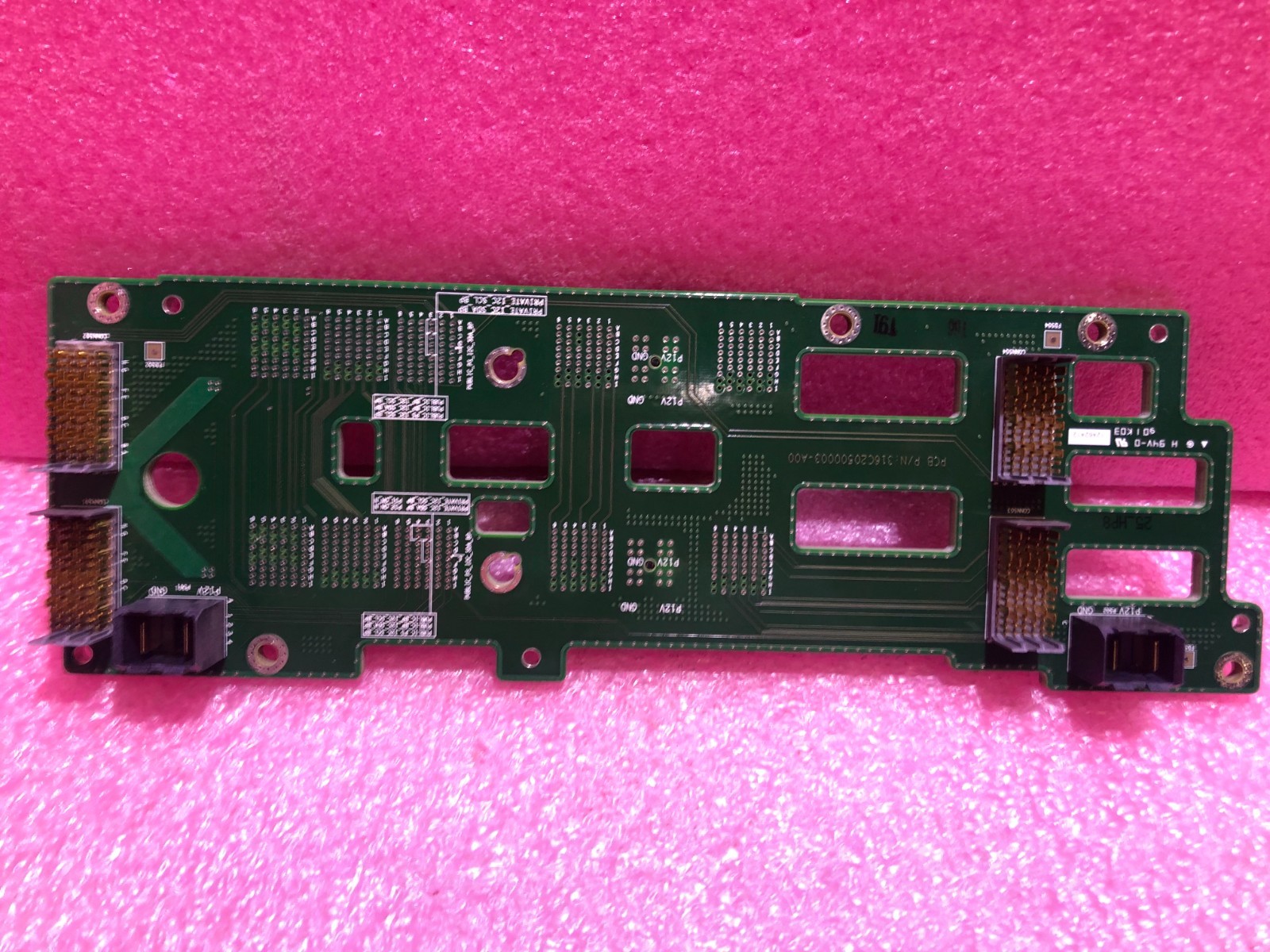 Strong-IT Dell GTCX9 BACKPLANE DELL COMPELLENT SC200