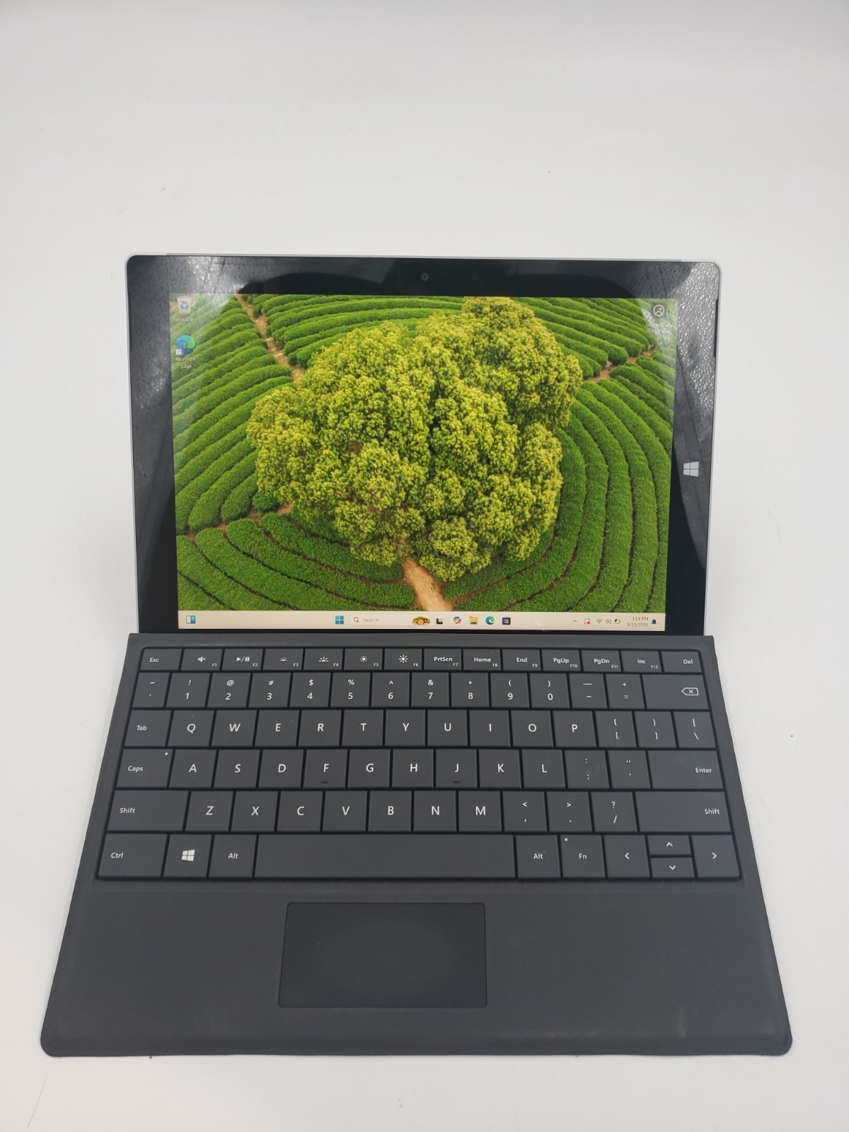 Microsoft Surface 3 1645 X7-Z8700 1.60GHz 4GB Ram 64GB SSD Win 11 pro