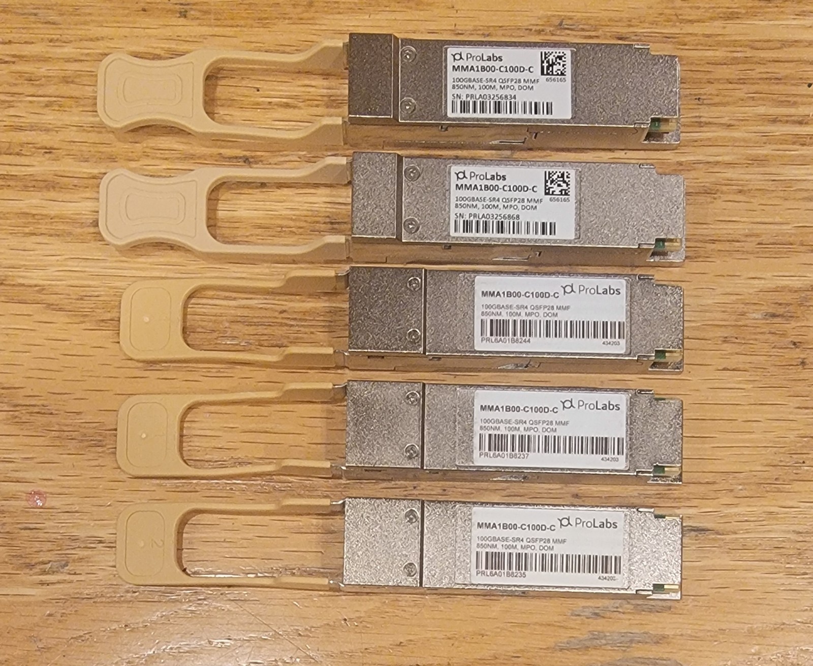 MMA1B00-C100D-C for Mellanox 100GBASE-SR4 QSFP28 MMF 850nm 100m DOM Transceiver