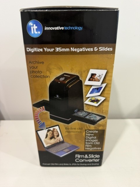 IT Innovative Technology ITNS-300 - 35mm Film and Slide Converter - New In Box