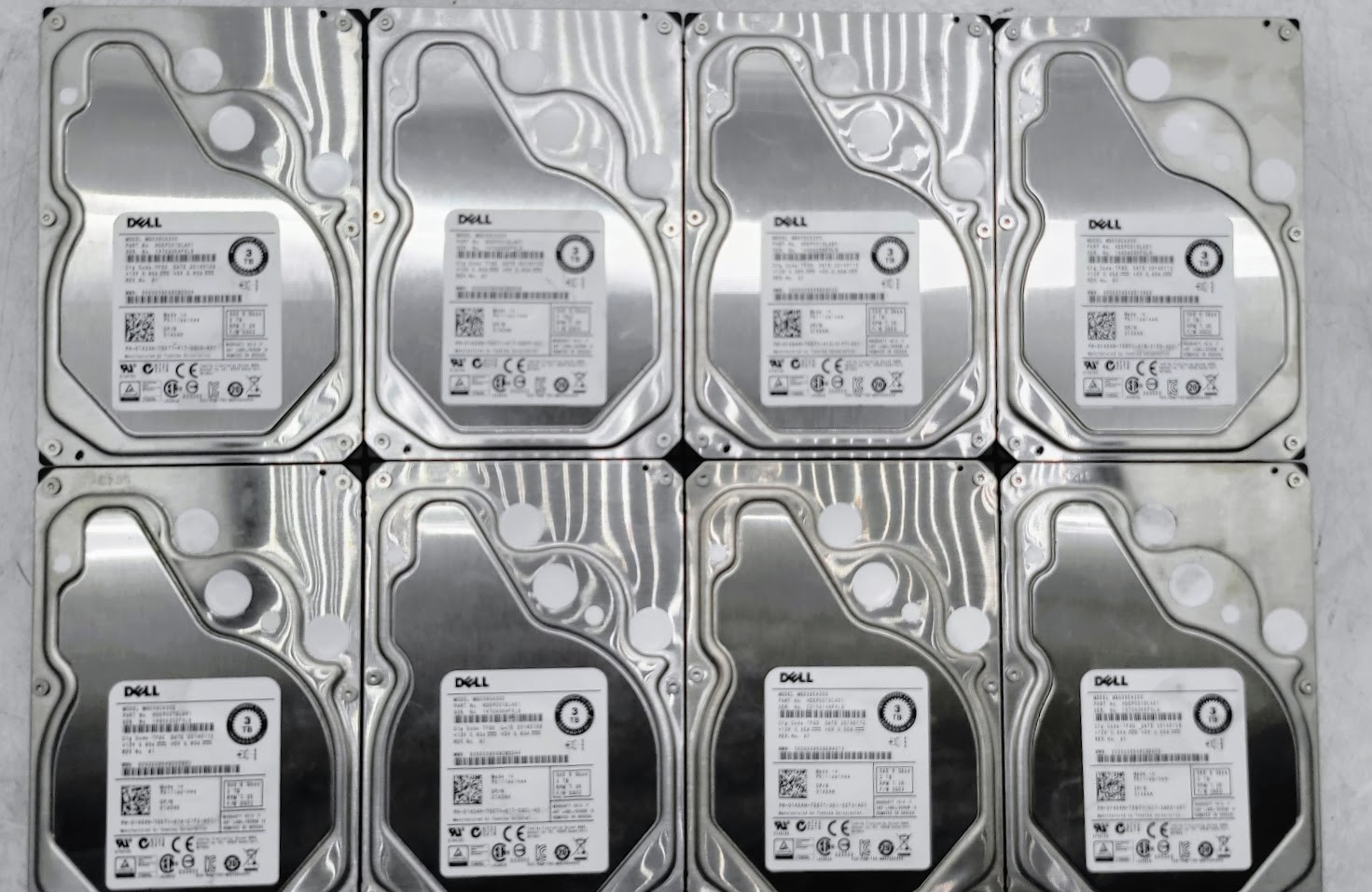Lot of 8 Toshiba Dell MG03SCA300 3 TB SAS 2 3.5 in Hard Drive