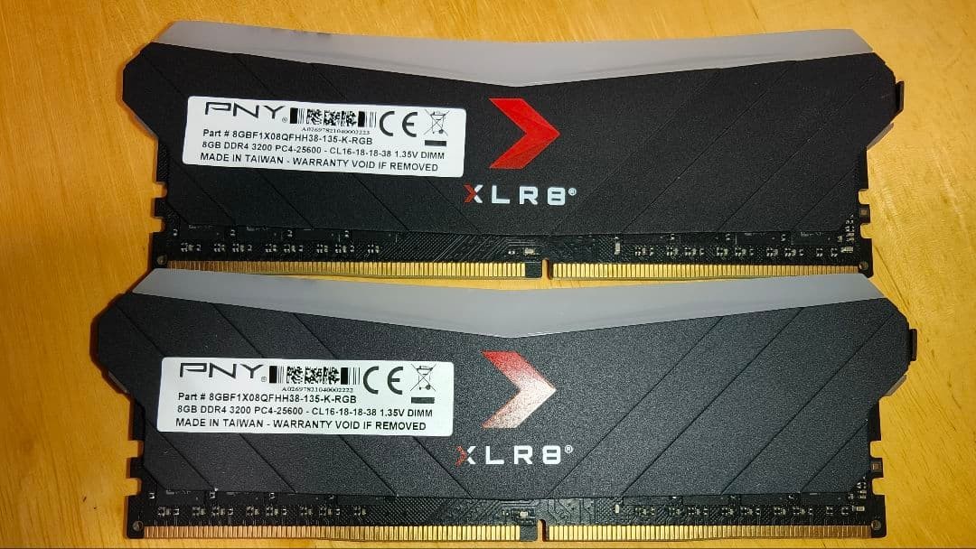 PNY XLR8 ddr4-3200 16GB (8GBx2) RAM, dual channel, working condition