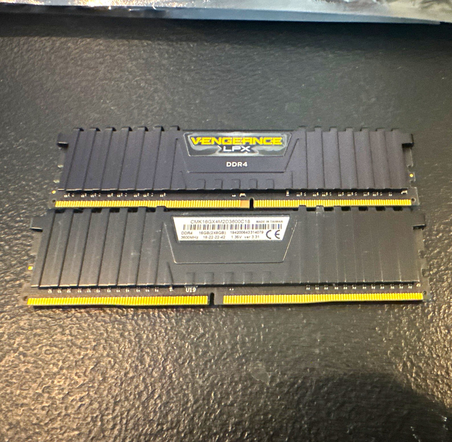 Corsair Vengeance LPX 16GB (2x8GB) DDR4 3600MHz CL18 CMK16GX4M2D3600C18
