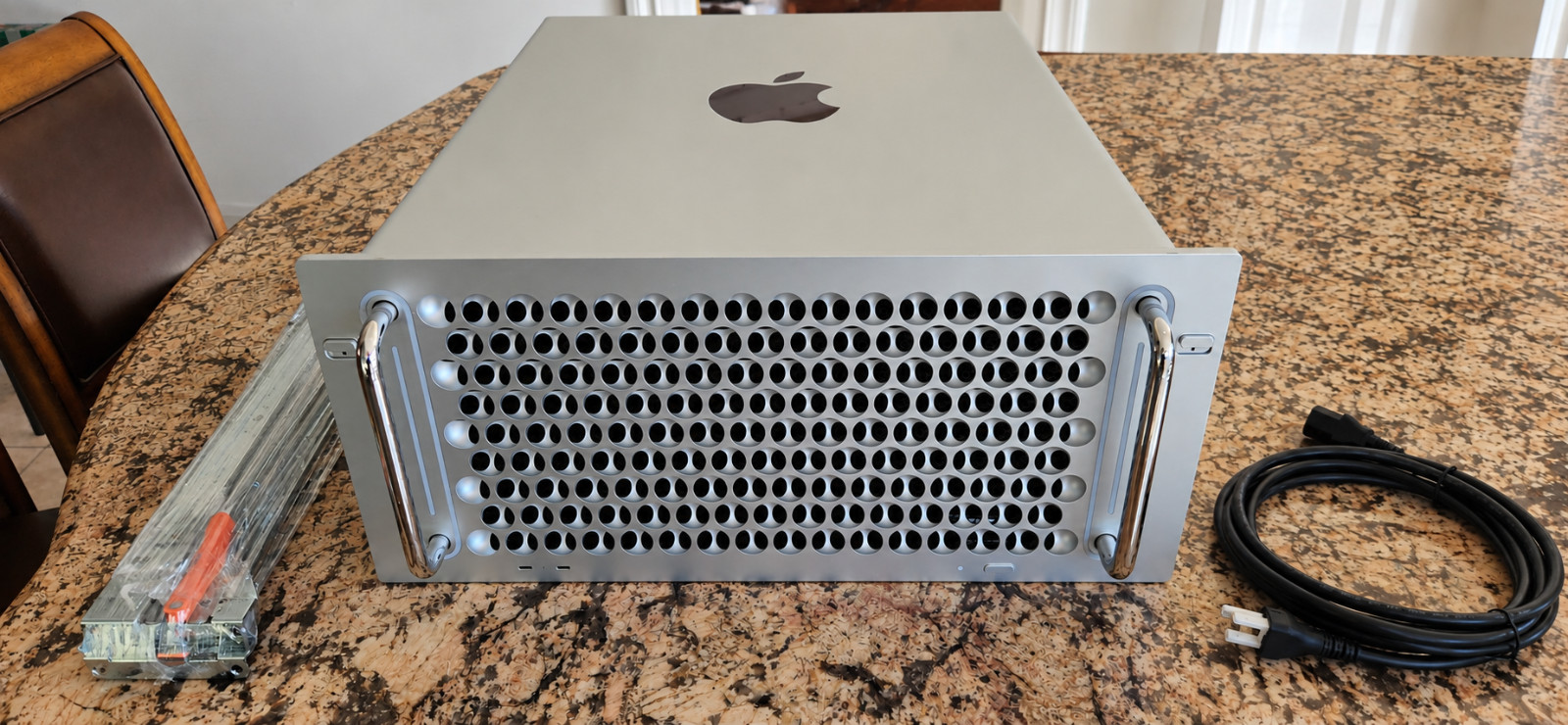 Apple Mac Pro Intel Rack 2019 3.2GHz 16-core | 96GB | 1TB SSD | W5700X
