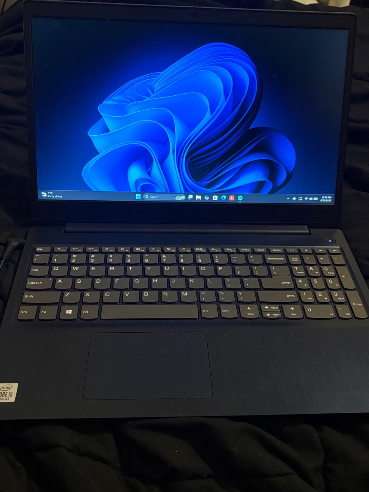 Lenovo IdeaPad 3 15" 256GB SSD, Intel Core i5 10th Gen., 1.00GHz, 8GB) Laptop -