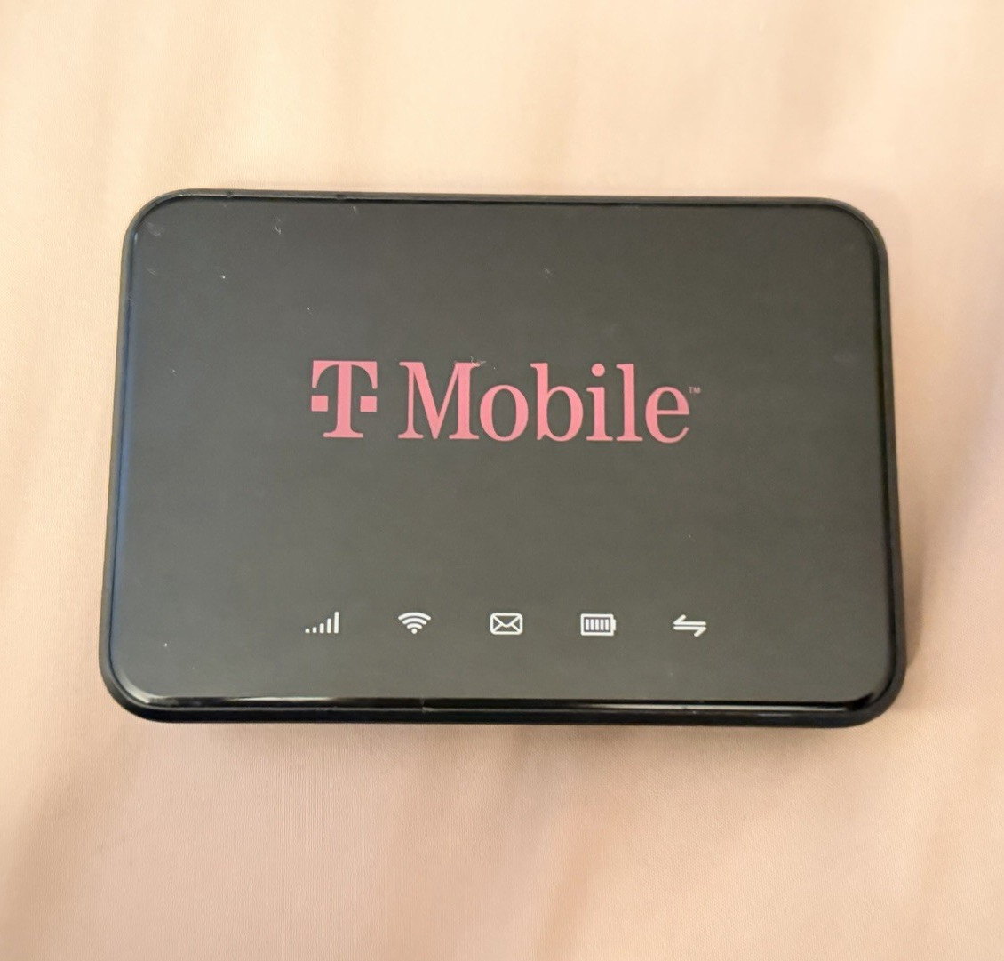 T-Mobile TM0HS1 LTE Dual-Band 2.4/5GHz Wi-Fi Hotspot Modem, Black