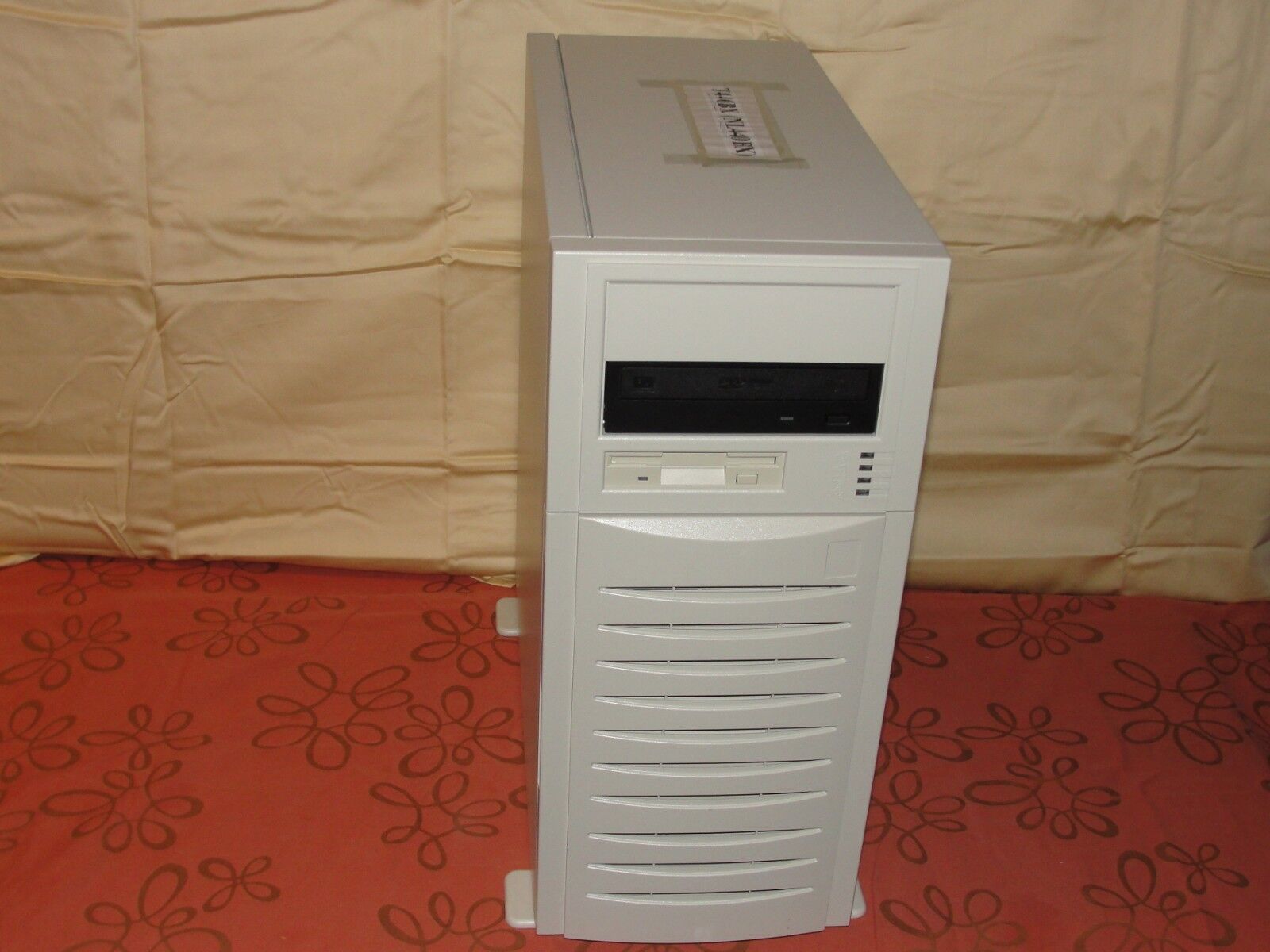 Intel T440BX (NL440BX) Server - White Box  ;  RARE
